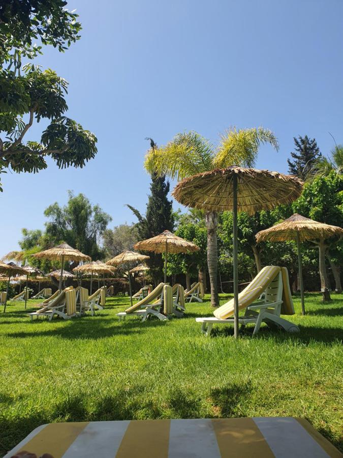 Andreas & Melanie Beach Hotel Гавернос-Бич Экстерьер фото